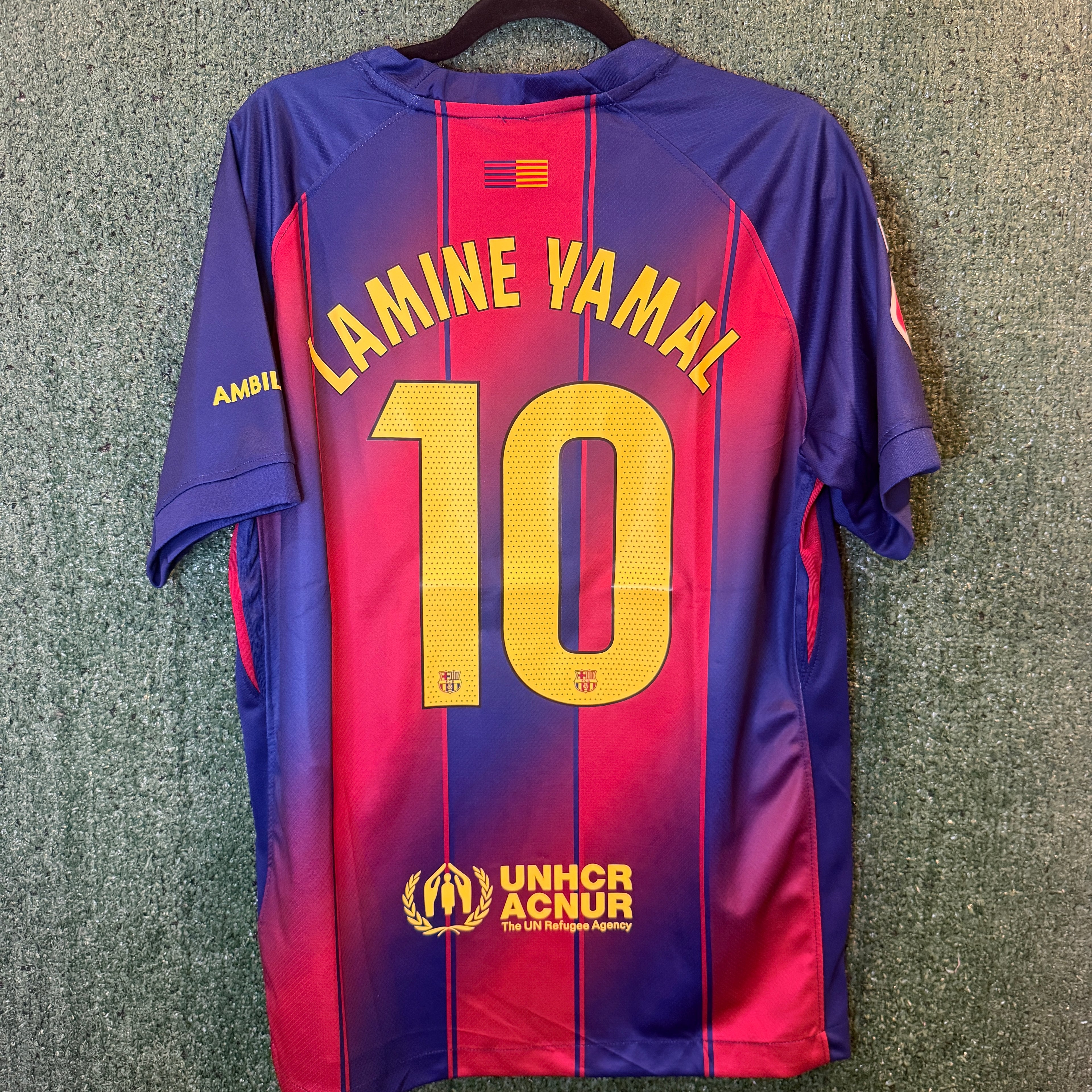 FC Barcelona - Lamine Yamal #10