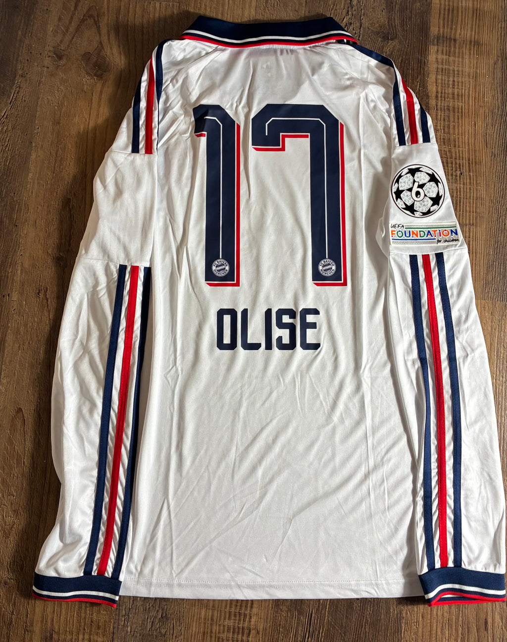 26-27 FC Bayern Munich  Olise