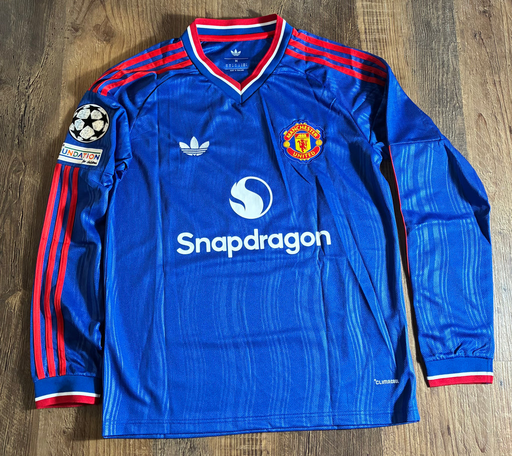 26-27 Manchester United Cunha