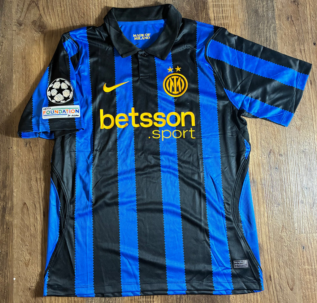 26-27 Inter Milan